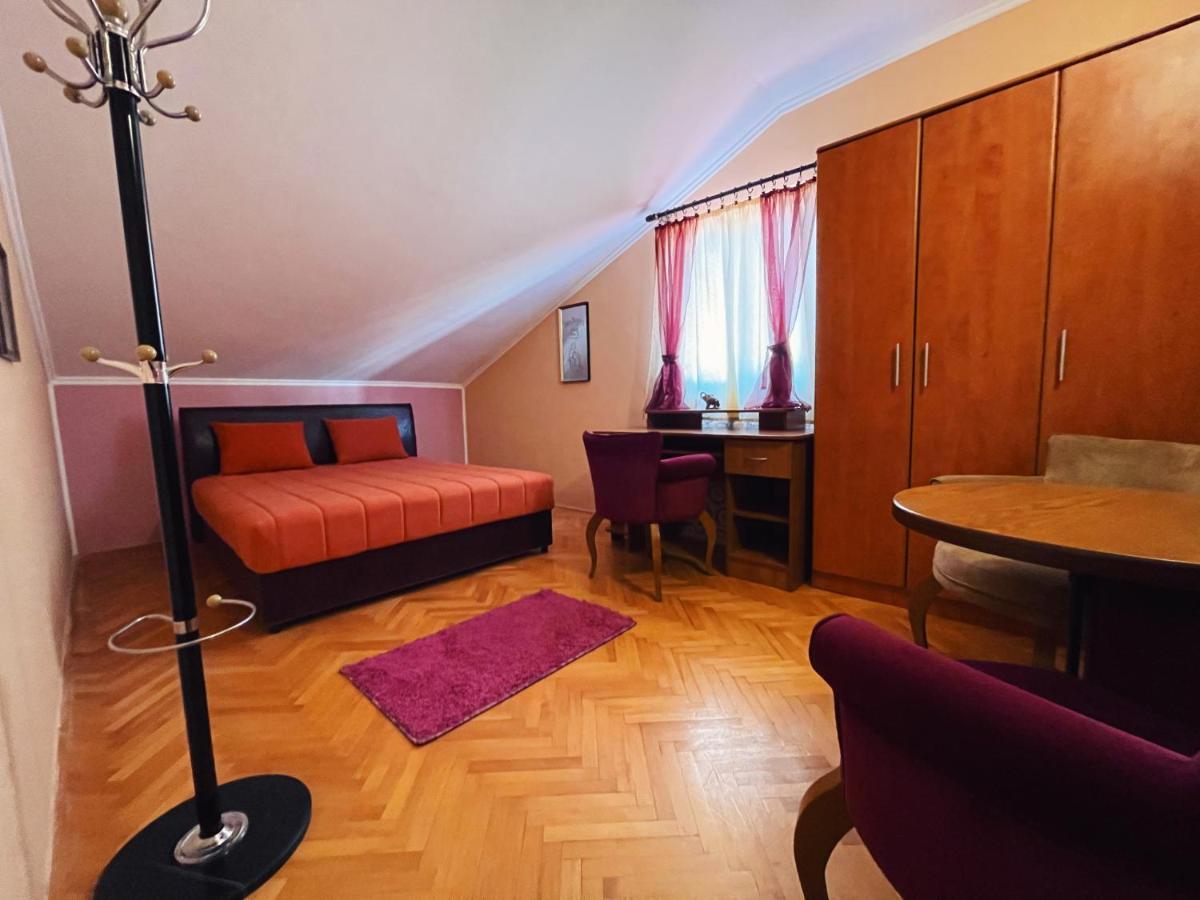 Hotel Vila Duricic 300M Od Mora Ðenovići Exterior foto