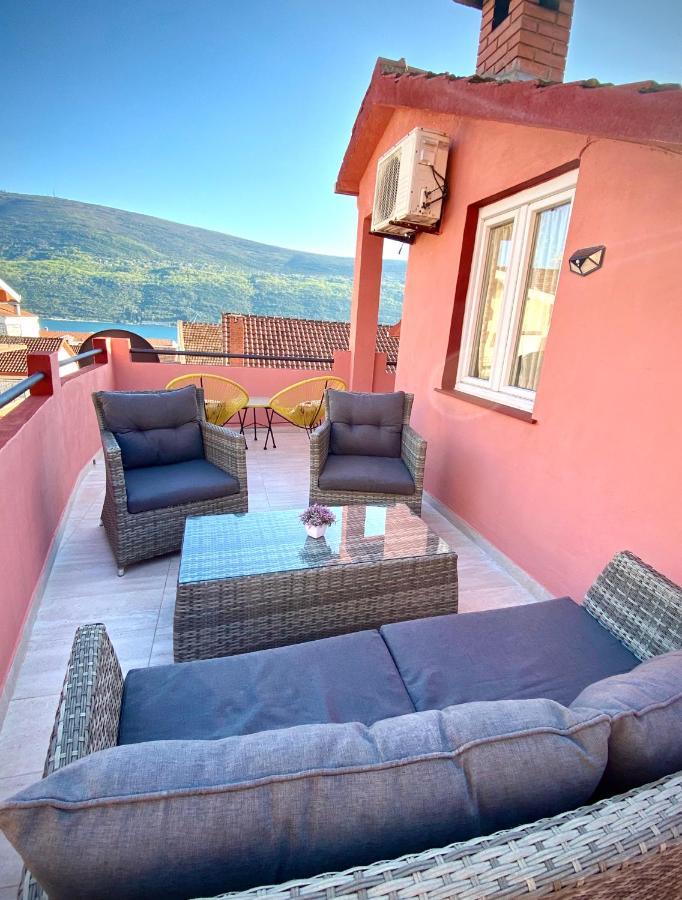 Hotel Vila Duricic 300M Od Mora Ðenovići Exterior foto